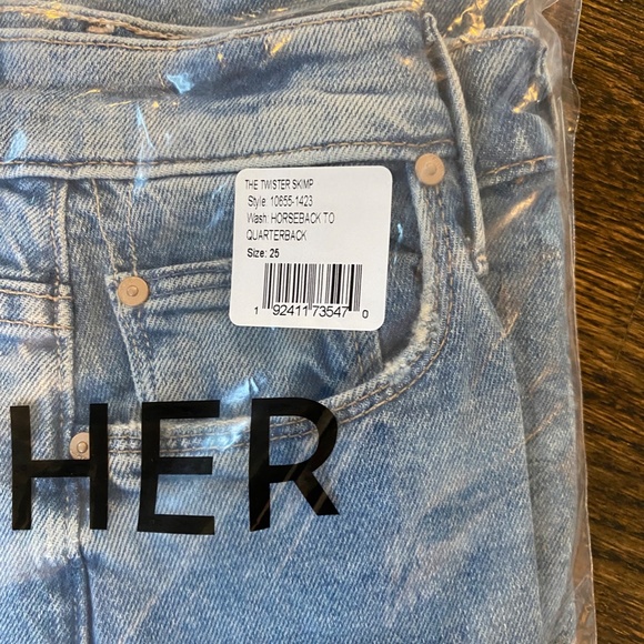 NWT MOTHER Wide Leg Jeans - Picture 4 of 4